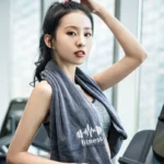 Microfiber Gym Towel Quick-Drying - Super Soft Sports Towel for Tennis, Yoga, Cycling & Swimming