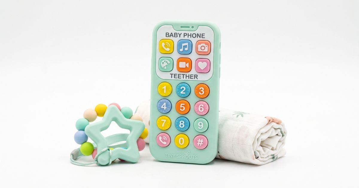 new baby teether mobile phone shape silicone teether teething toy kids sensory educational toy baby gift set review